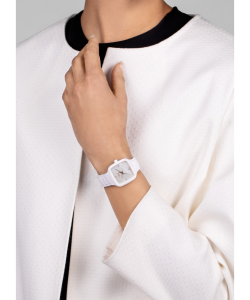 Alternative view of Rado True Square Diamonds - R27072902