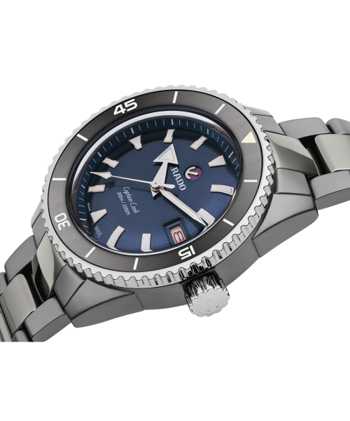 Alternative view of Rado Captain Cook High-Tech Ceramic Diver 43 mm - R32144202