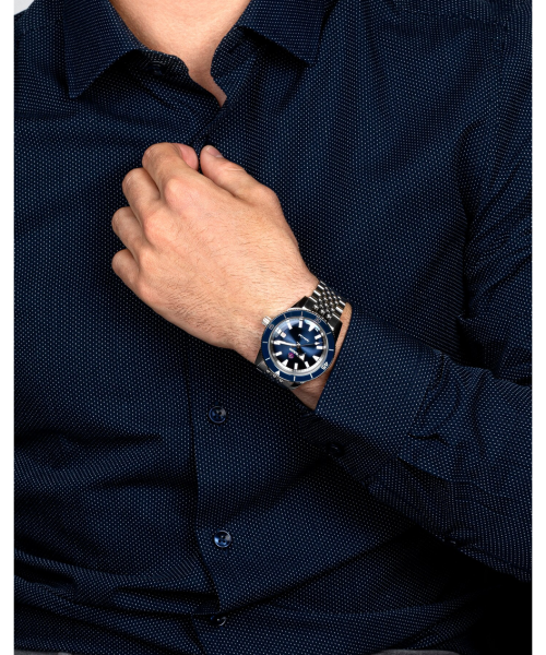 Alternative view of Rado Captain Cook Automatic 42 mm - R32505203